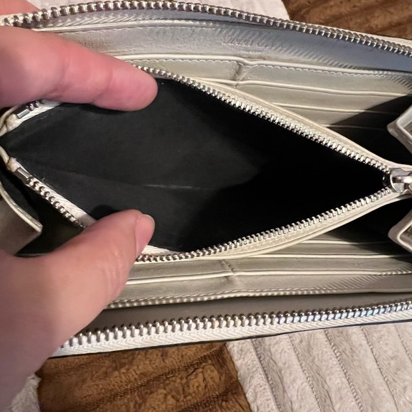 Jimmy Choo Star Studded Wallet in light gray - Picture 7 of 8